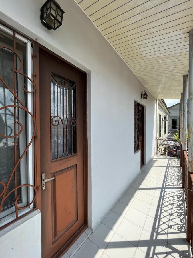 House On Ganja Street Hotell Kutaisi Exteriör bild